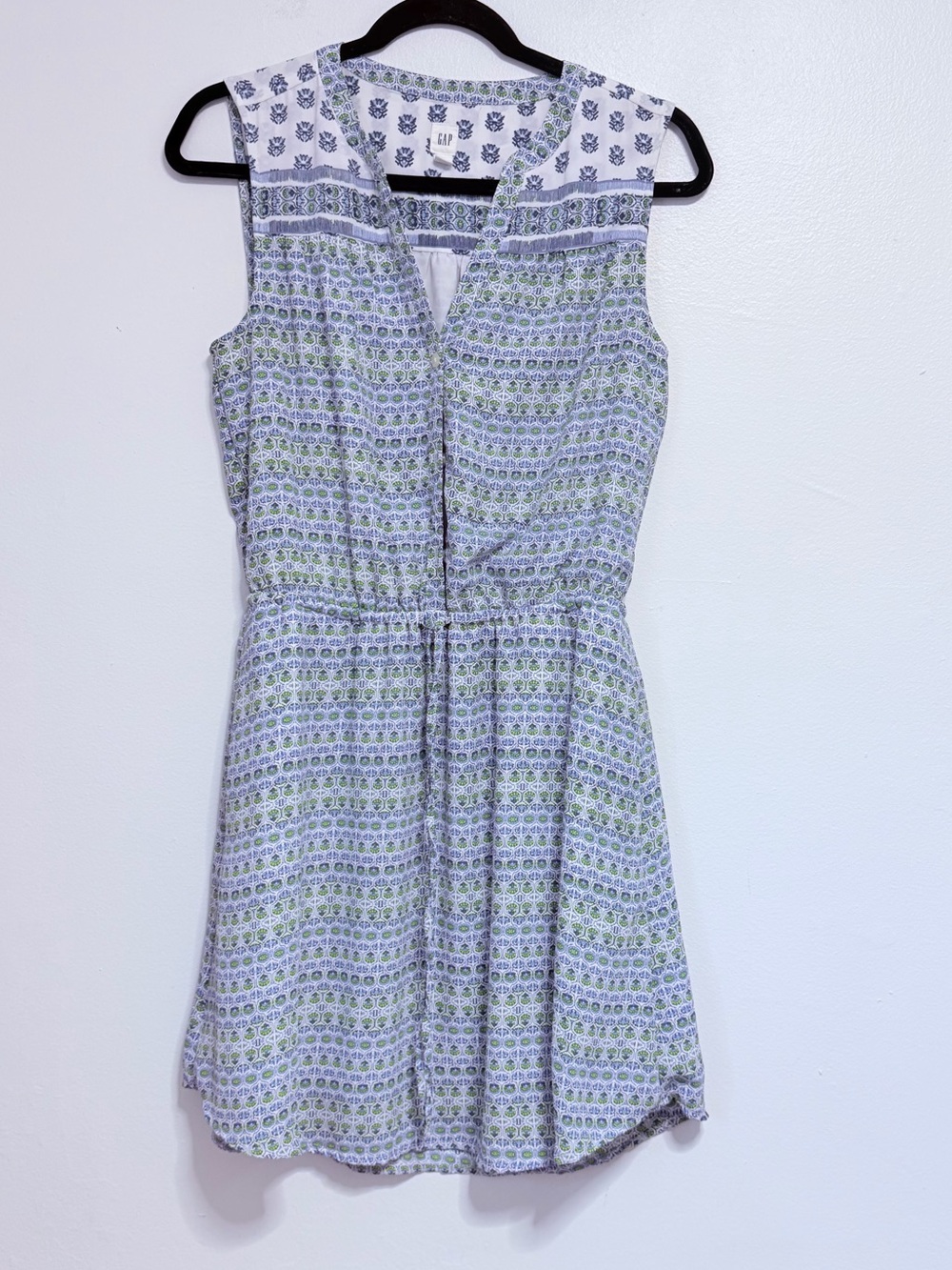 Gap Sleeveless Floral Print Dress in White and Green